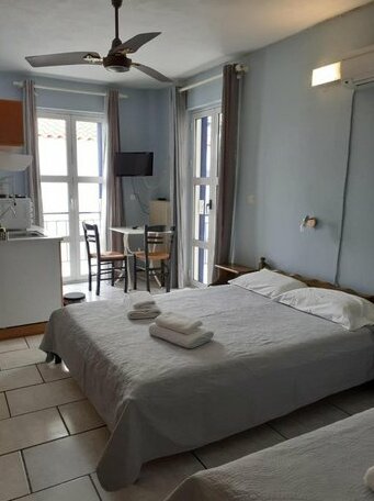 Almiriki Rooms - Photo3