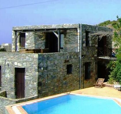 Pyrgos Traditional Village - Photo2