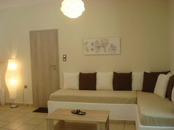 Smaragdi Studios and Rooms - Photo2