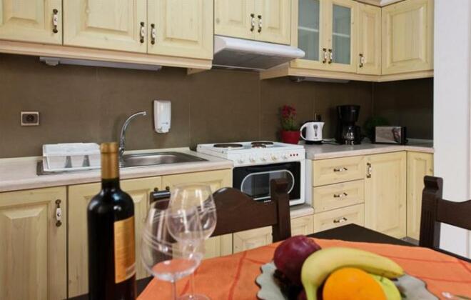 Akrolithos Apartments - Photo5