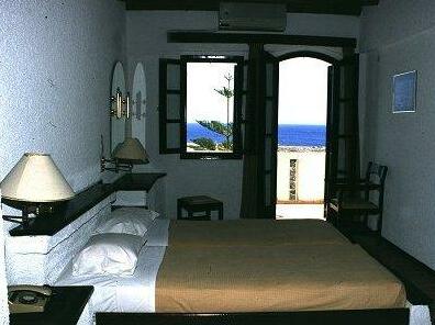 Minoan Prince - Photo2
