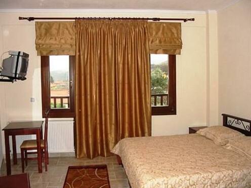 Aigon Hotel - Photo4