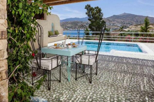 Agalia Luxury Suites - Photo4