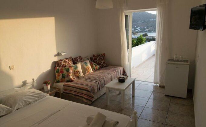 Armadoros Hotel / Ios Backpackers - Photo5