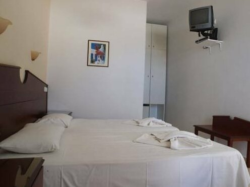 Elpis Rooms - Photo4