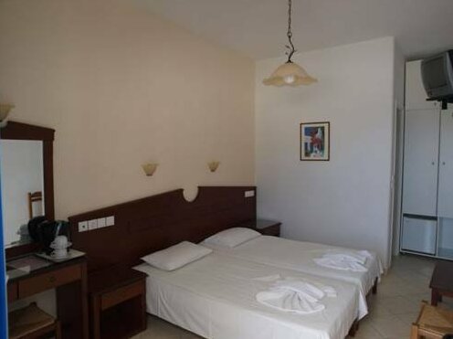 Elpis Rooms - Photo5