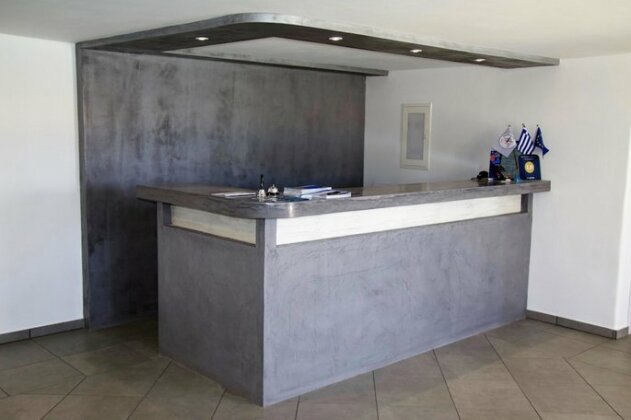 Holidays Inn Ios - Photo3