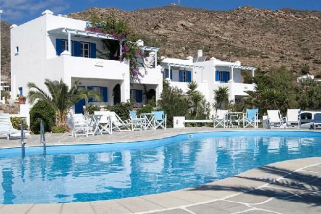Island House Hotel - Photo3