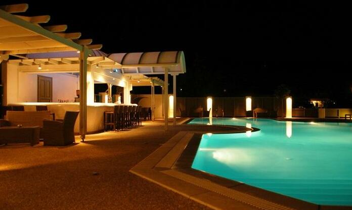 Sunset Resort Ios - Photo4