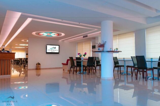 Junior Hotel Iria - Photo3