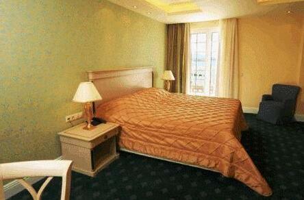 Nafsika Palace - Photo3