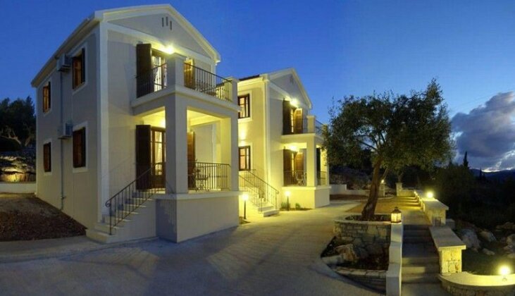 Adastra Ithaca Luxury Suites