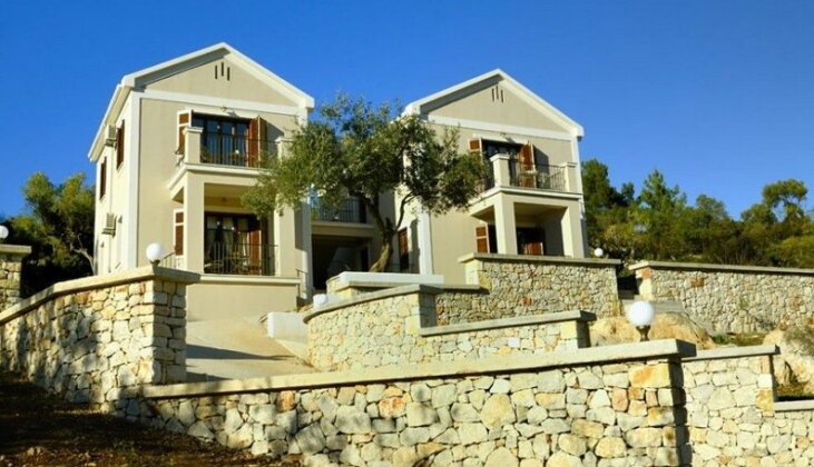 Adastra Ithaca Luxury Suites - Photo4