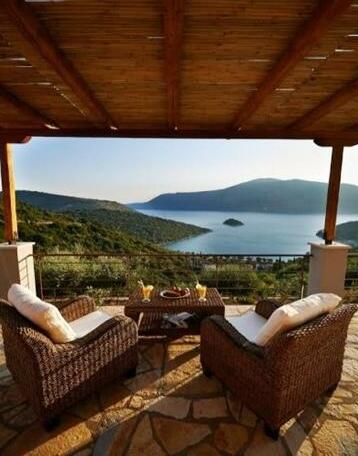 Eumaeus Villas - Photo3