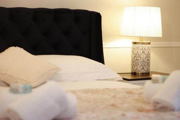 Mouzika Elegant Suite - Photo3