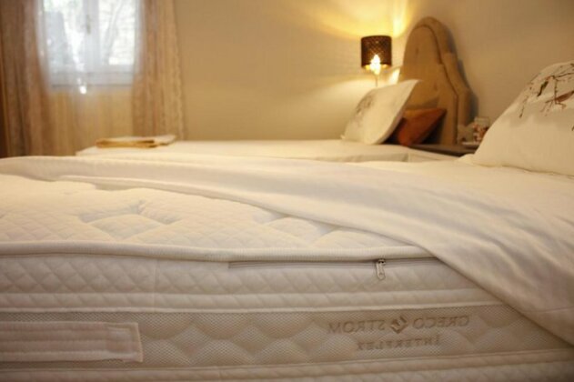 Mouzika Elegant Suite - Photo5