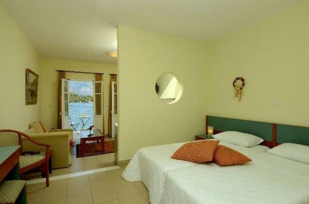 Omirikon Hotel - Photo2