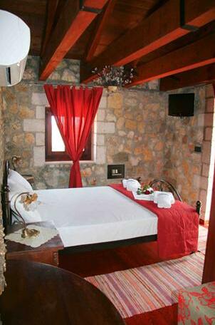 Pilikas Luxury Villas - Photo5