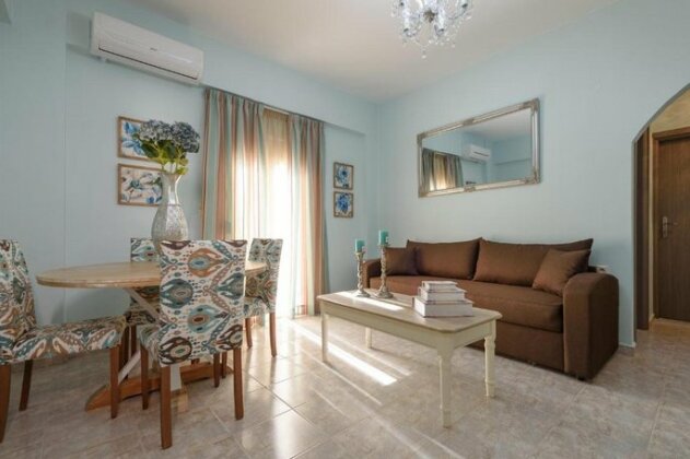 Spyros Apartments with Pool - Photo5