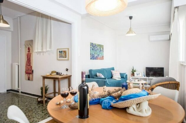 Charming flat inthe center near the park &the sea - Photo2