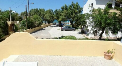 Captain Beach Apartments