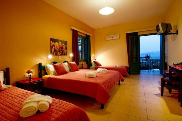 Kaliviani Traditional Hotel - Photo4