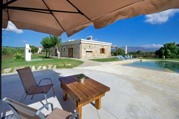 Iridanos Villa - Photo4