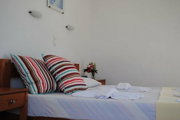 Mediterranean Studios Apartments - Photo4