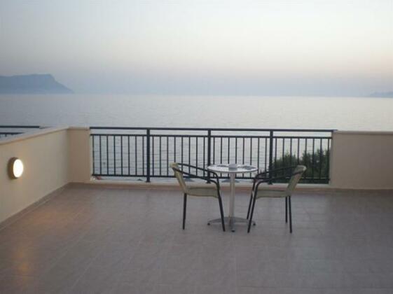 Mesogios Beach - Photo3
