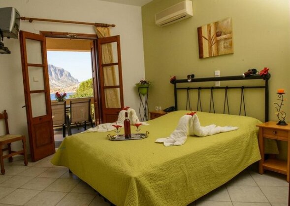 Amphitrite Kalymnos - Photo3