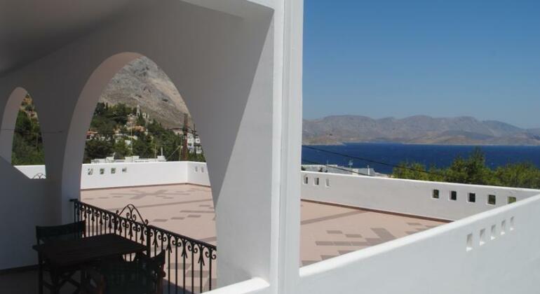 Apollonia Hotel - Photo2