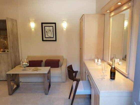 Arginonta Beach Apartments - Photo2