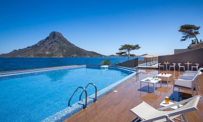 Carian Hotel