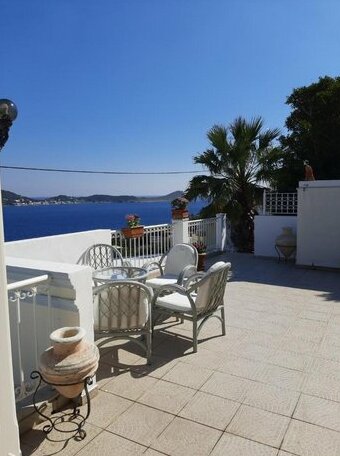 Eftychias residence - Photo3