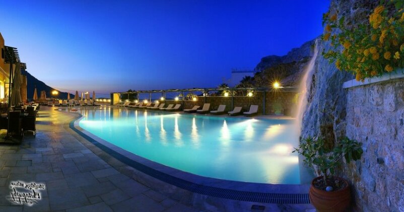 Elena Village - Photo2
