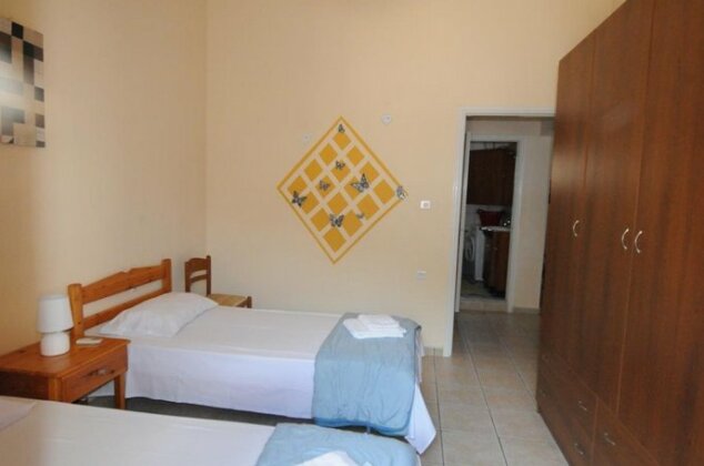 George Kalymnos - Photo3