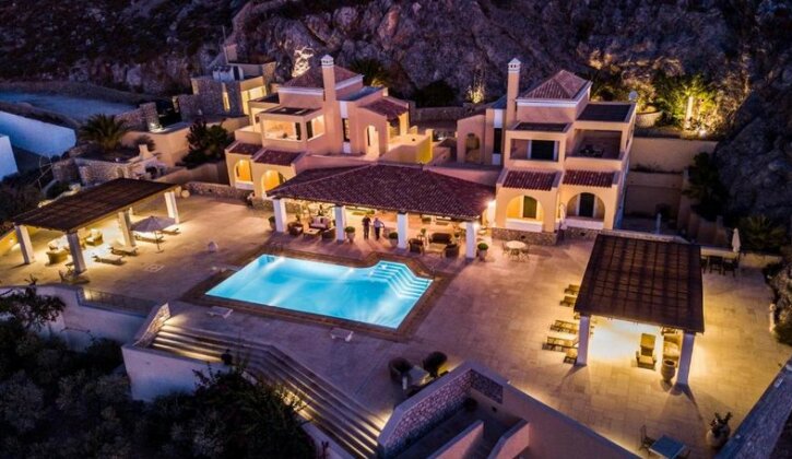 Kasteli Villas