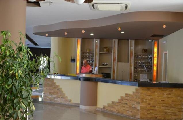 Plaza Hotel Masouri - Photo3