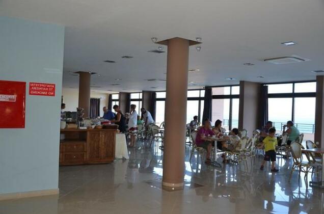 Plaza Hotel Masouri - Photo5