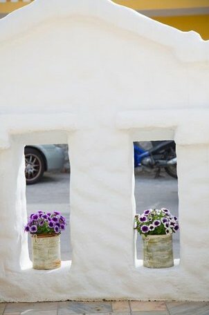 Vouros Palace - Photo3