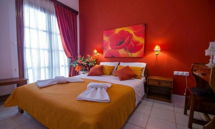 Asterias Studios & Apartments - Photo4