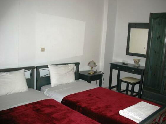 Asterina Seaside Apartments - Photo2