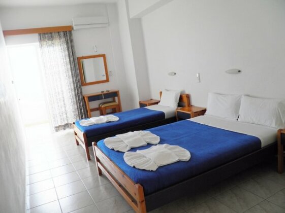 Christi Apartments - Photo4