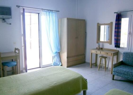 Dimitra Studios & Apartments Kalyves - Photo4