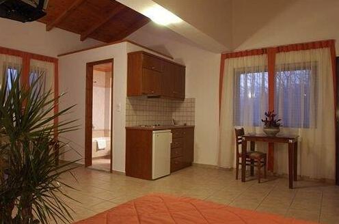 Sunrise Suites - Photo5