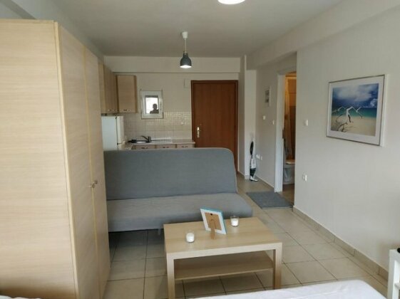 Ourania's Apartments - Photo2