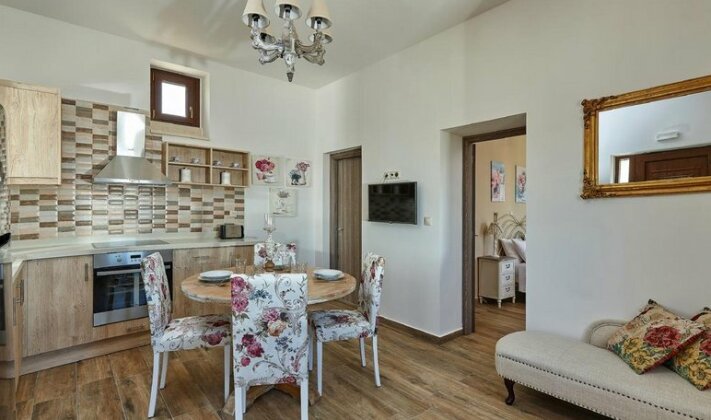 Orelia Cretan Villas & Deluxe Apartments - Photo4