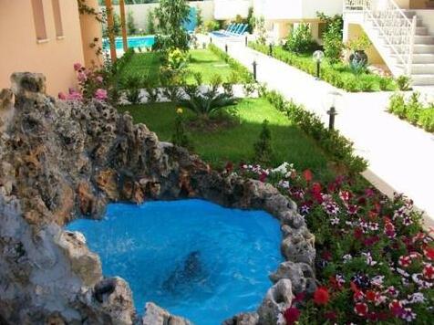 Golden Rose Suites - Photo3