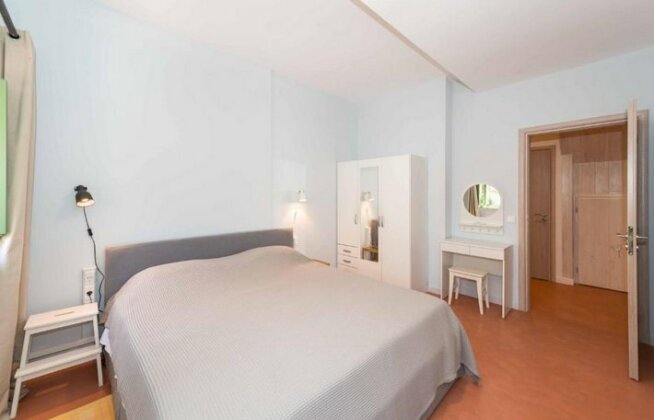 A fab two storey house 15m from sea - Photo2