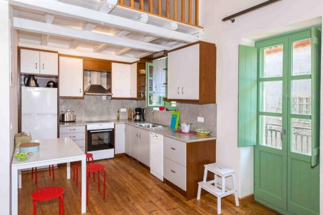 A fab two storey house 15m from sea - Photo3